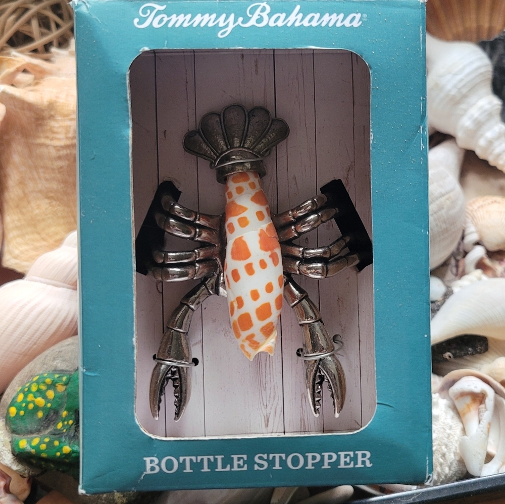 New in box Tommy Bahama lobster sea shell bottle stopper